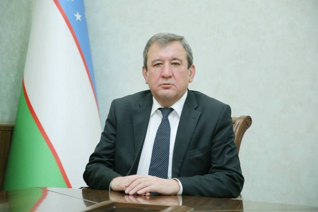 Раҳмонбек Усмонов: "Йўл йўловчиларники, келажак эса ёшларники бўлиши керак"