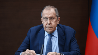 Лавров Украинанинг ҳарбий ҳаракатни тўхтатиш таклифини рад этди