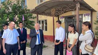 Ёш сиёсатшунослар билан очиқ мулоқот