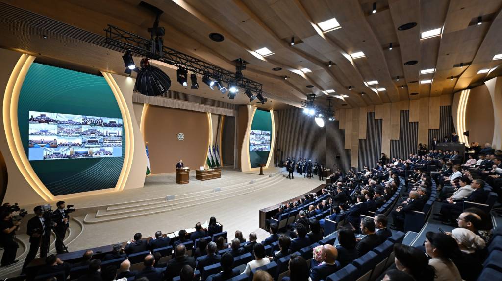 Prezident: Hech bir texnologiya bolaning qalbiga ustozdek yo‘l topa olmaydi