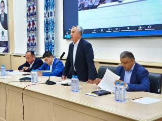 Хоразмда соғлиқни сақлаш соҳаси таҳлил ва танқид қилинди