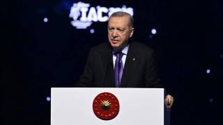 Anadolu: Эрдоған Туркия коинот соҳасида тўхтамаслигини билдирди