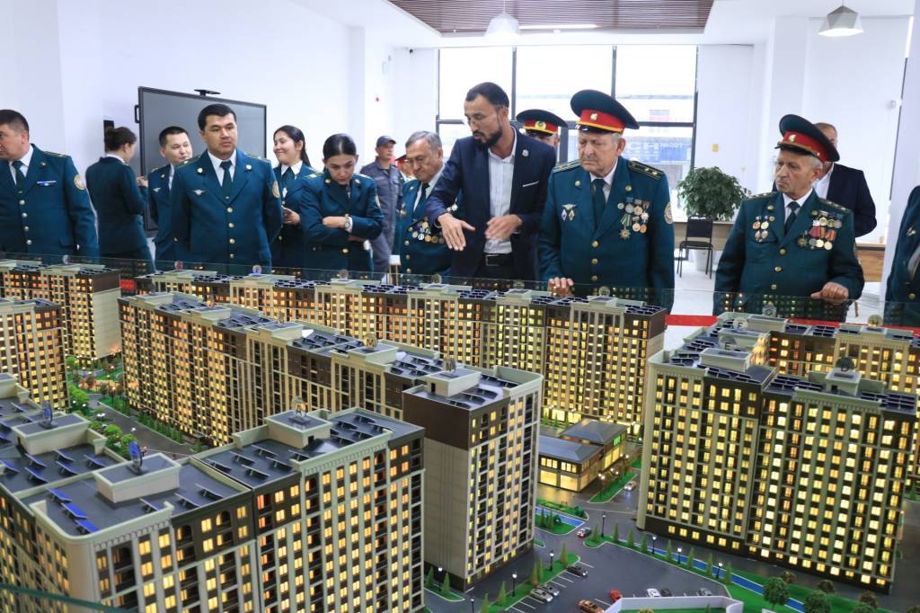 Faxriylar bunyodkorlik ishlari bilan tanishdi