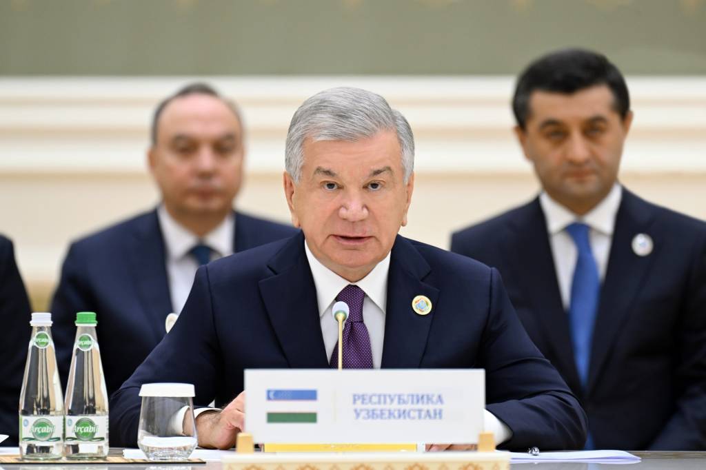Выступление Президента Республики Узбекистан Шавката Мирзиёева на восьмой Консультативной встрече глав государств Центральной Азии и Азербайджана