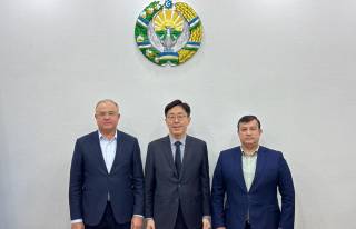 Koreya Respublikasi elchisi Xivada