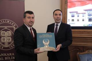 Istanbulda O‘zbekiston mustaqilligining 35 yilligiga bag‘ishlangan kitoblar taqdimoti va xalqaro anjuman bo‘lib o‘tdi