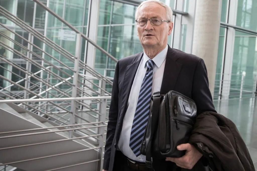 Germaniya: Bosh razvedkachi josus bo‘lib chiqdimi?