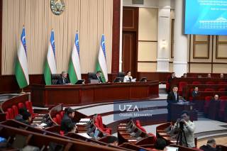 Давлат харидларига оид қонун лойиҳаси масъул қўмитага қайтарилди