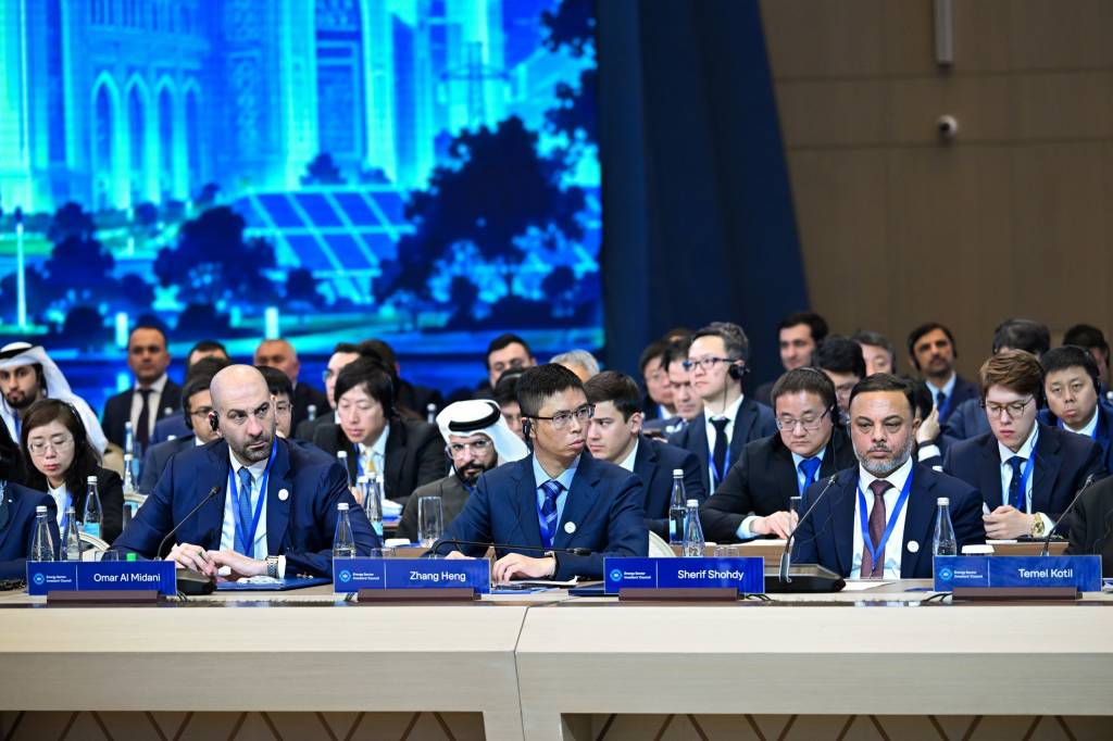 Нефт-газ соҳасида ҳамкорлик кенгайтирилмоқда: Устюртда 6 та блокда қидирув ишлари олиб борилмоқда