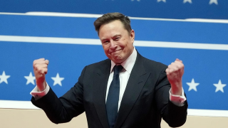 Маск 2027 йилга келиб АҚШдаги ҳар бир болага “SpaceX” акциясини бермоқчи