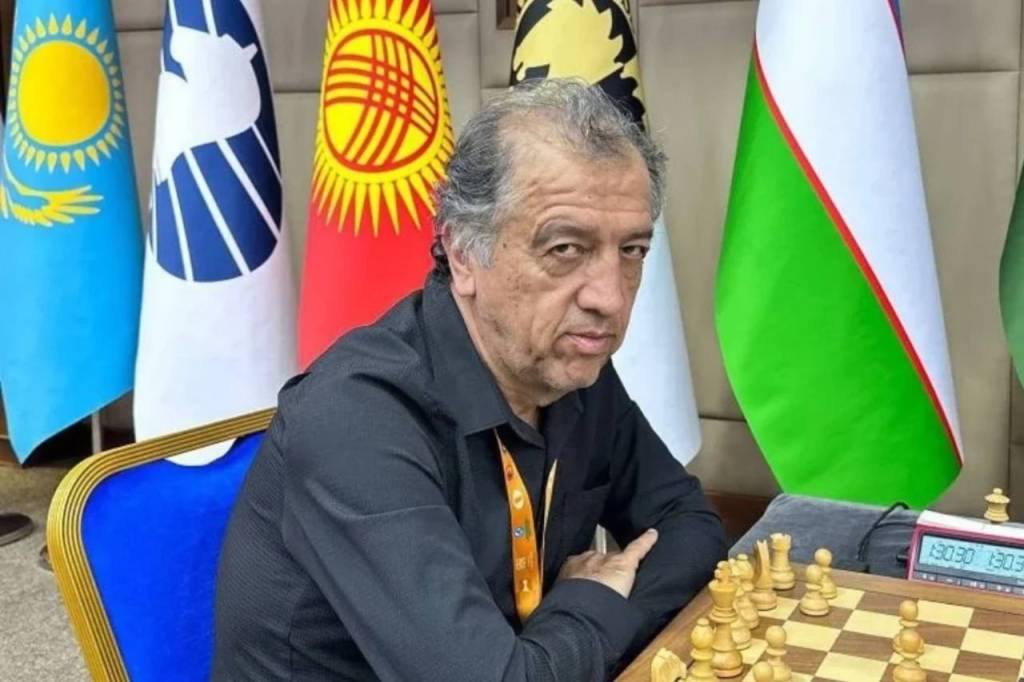Шахмат: Тоҳир Воҳидов фахрийлар ўртасида Осиё чемпиони