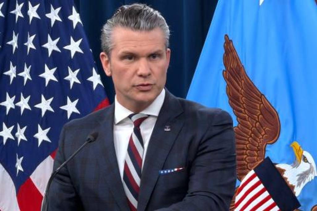 Пентагон раҳбари Украинага “Patriot” берилиши ҳақидаги хабарларга изоҳ берди
