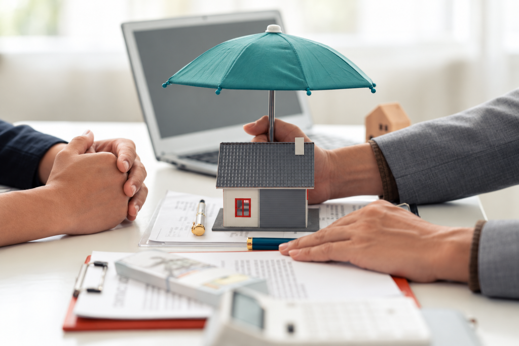 Нужно ли страховать квартиру в Узбекистане