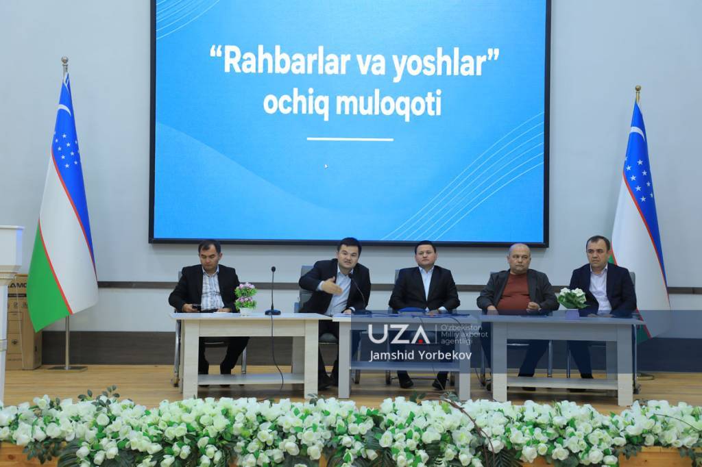Жиззахда ёшлар бандлиги масалалари муҳокама қилинди