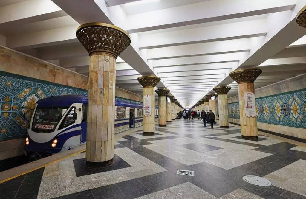 Скопление пассажиров на станции «Пахтакор»: в Ташкентском метрополитене объяснили причину