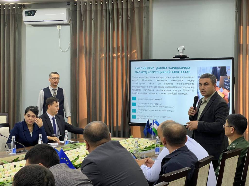 Коррупцияга қарши кураш: Очиқлик ва ОАВ ҳамкорлигининг аҳамияти