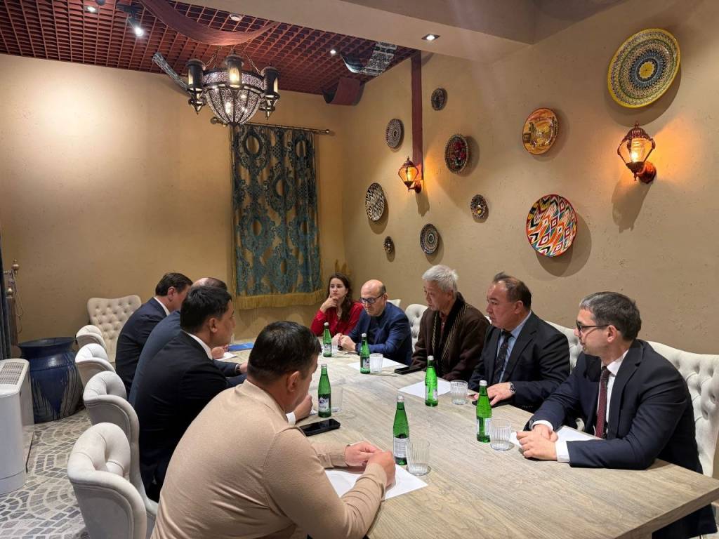 Investitsiya va suv resurslari bo‘yicha hamkorlik muhokama qilindi