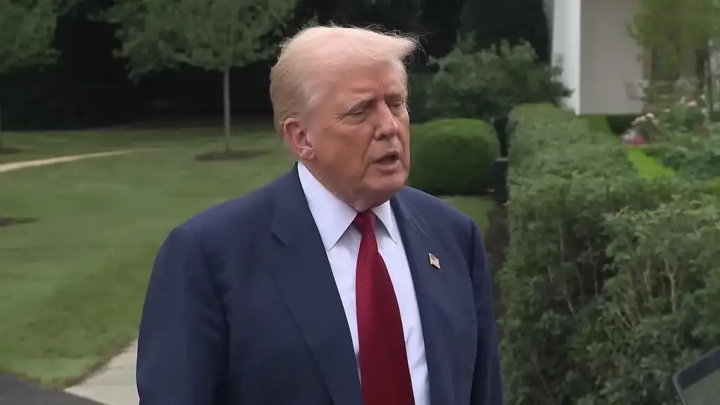 “Сохта сайлов” даъвоси: Трамп Бразилиядан шубҳада