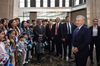 Президентимиз Анқарада ватандошларимиз билан суҳбатлашди
