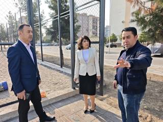 Депутат Яккасарой ва Янгиҳаётда аҳоли муаммолари ҳамда лойиҳаларни ўрганди
